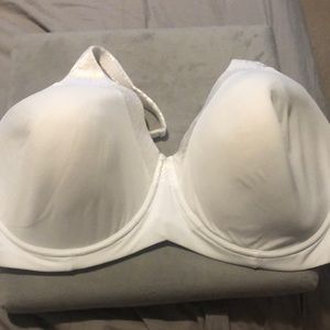 NWOT leading lady bra